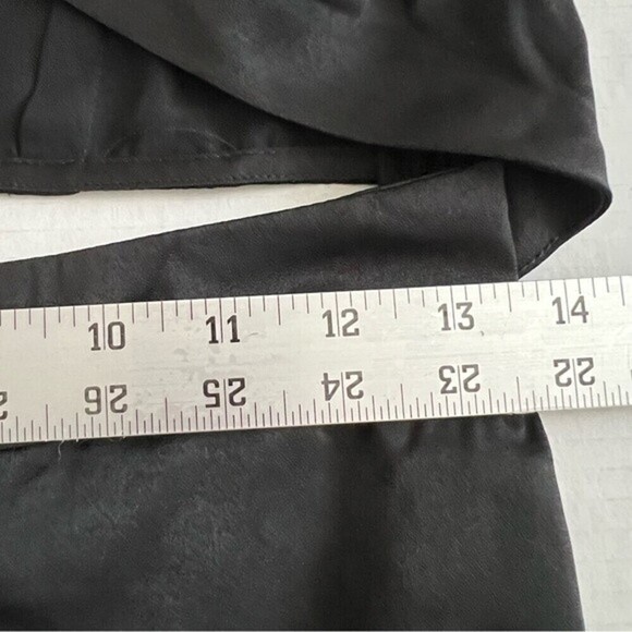 Princess Polly Kali Cut Out Midriff Bell Sleeves Wide Leg Black Jumpsuit SZ 4 - Picture 14 of 16